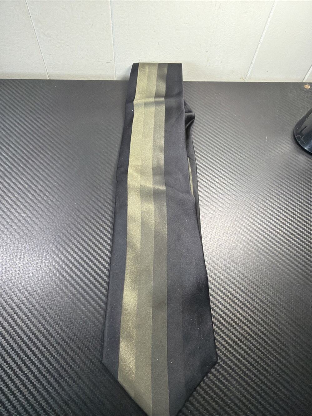 Dolce & Gabbana Cravatte 100% Silk Tie Greens & Black Made in Italy 57” x 4” J2